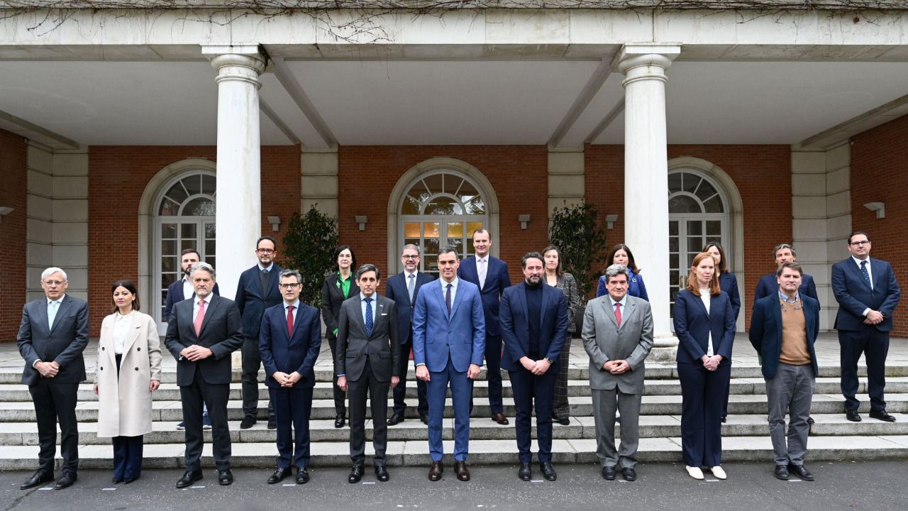 El encuentro ha reunido a Pedro Sánchez con los directivos de las principales empresas de telecomunicaciones y tecnología en España