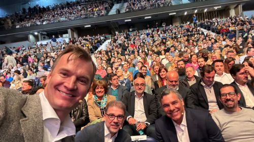 Orange y MásMóvil reúnen a sus plantillas en un gran evento para presentar MásOrange y su imagen corporativa