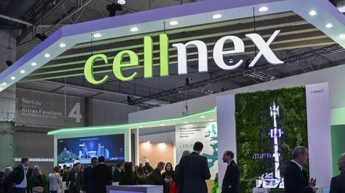 Cellnex reduce un 57% sus pérdidas y se prepara para vender su negocio en Austria