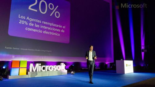 Paco Salcedo, presidente de Microsoft España, durante su intervención en el Microsoft AI Tour Madrid 2025