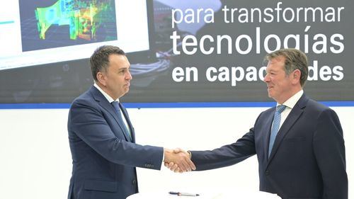 Jose Luis Gilpérez, CEO de Telefónica Ingeniería de Seguridad y Juan Escriña, director general ejecutivo de GDELS-Santa Bárbara Sistemas
