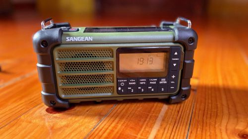 Prueba de la Sangean MMR-99