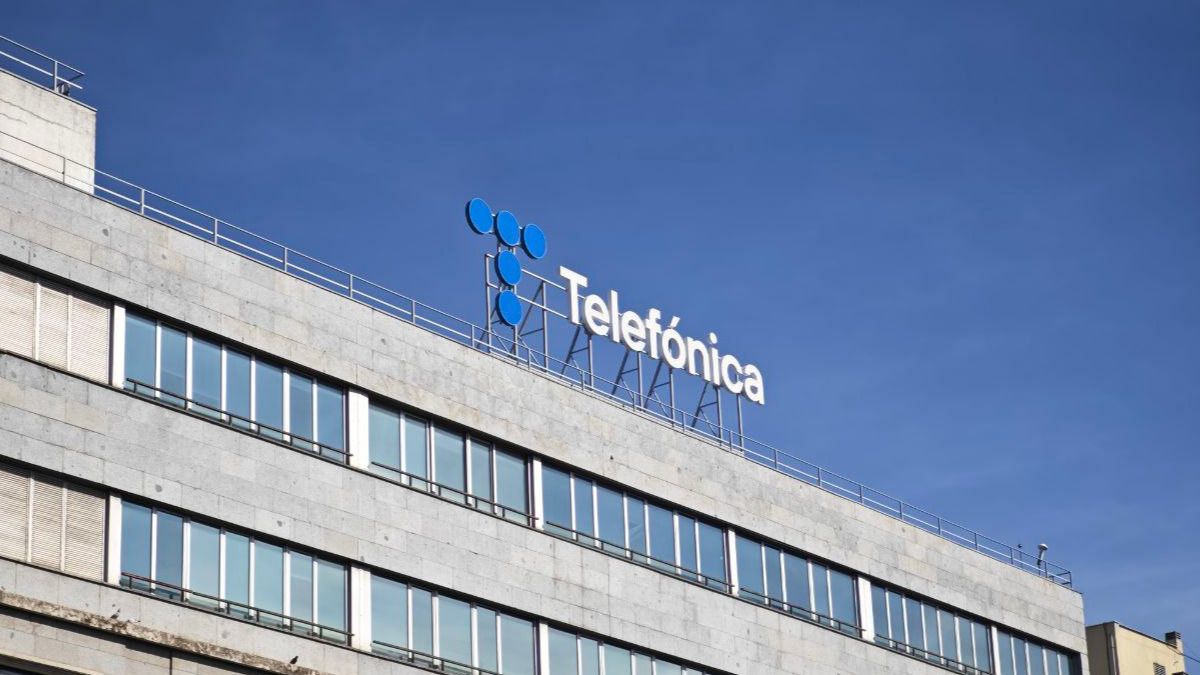 Telefónica vende su filial en Uruguay por 440 millones como parte de su repliegue en Hispanoamérica