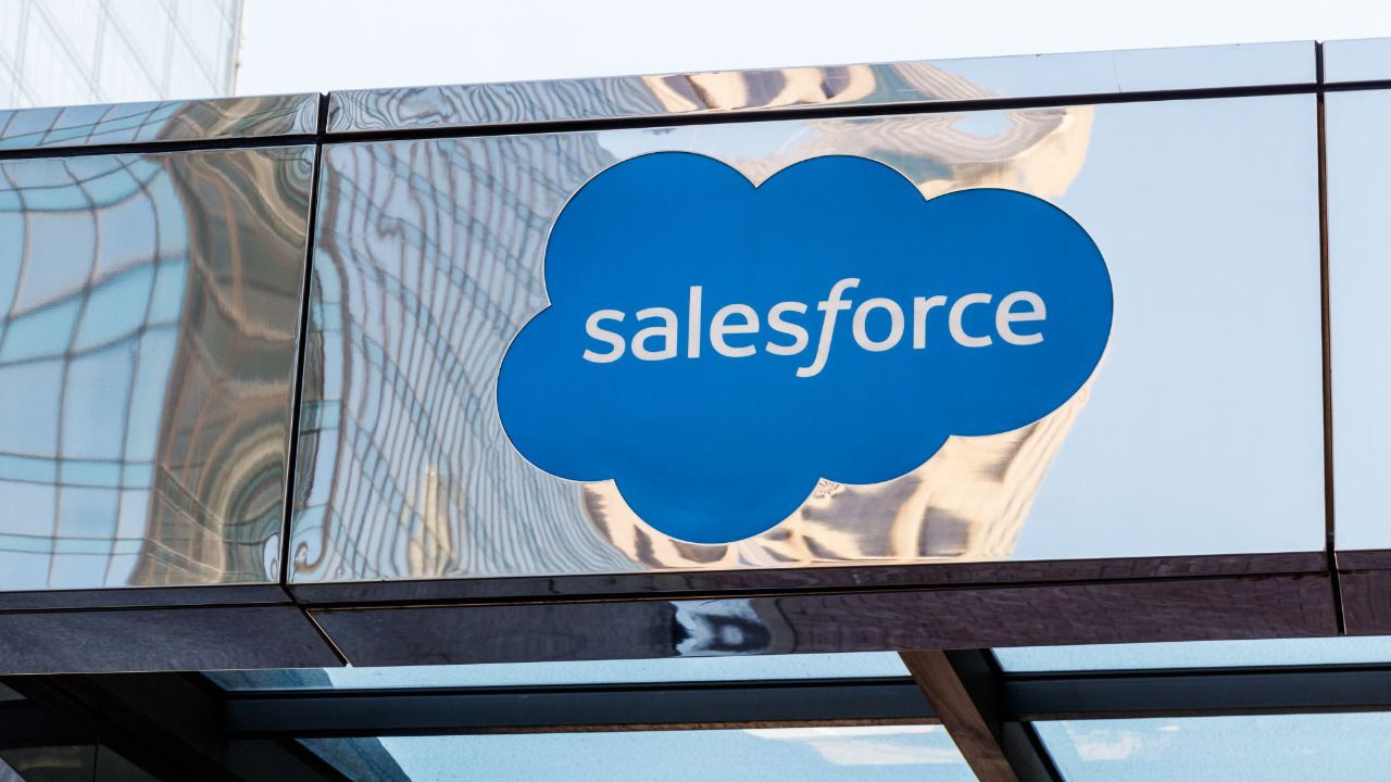 Salesforce compra Informatica por 8.000 millones para fortalecer su apuesta en IA agentica