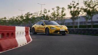 Xiaomi SU7 Ultra llega a Gran Turismo 7