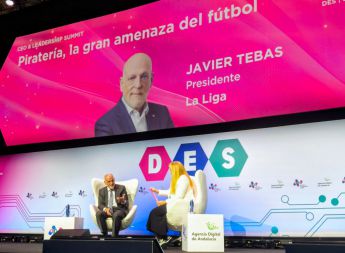 Tebas defiende su polémica lucha contra la piratería en el fútbol: “No hemos recibido ninguna denuncia por los bloqueos”
