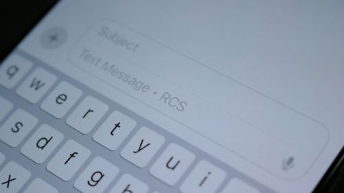 Vodafone lanza mensajería RCS con sistema antifraude para empresas