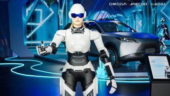 Omoda y Jaecoo llevarán robots humanoides a sus concesionarios europeos