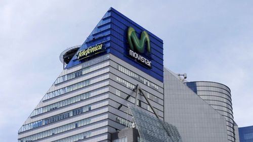 Telefónica negocia la venta de su filial en México a Beyond ONE como parte de su salida en Latinoamérica