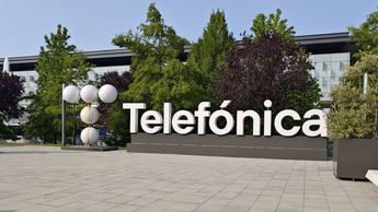 Telefónica pierde 1.355 millones por la venta de filiales, pero crece en ingresos