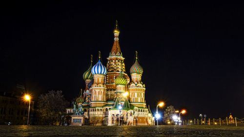 Rusia restringe parcialmente las llamadas en WhatsApp y Telegram en medio de su plan para un “internet soberano”