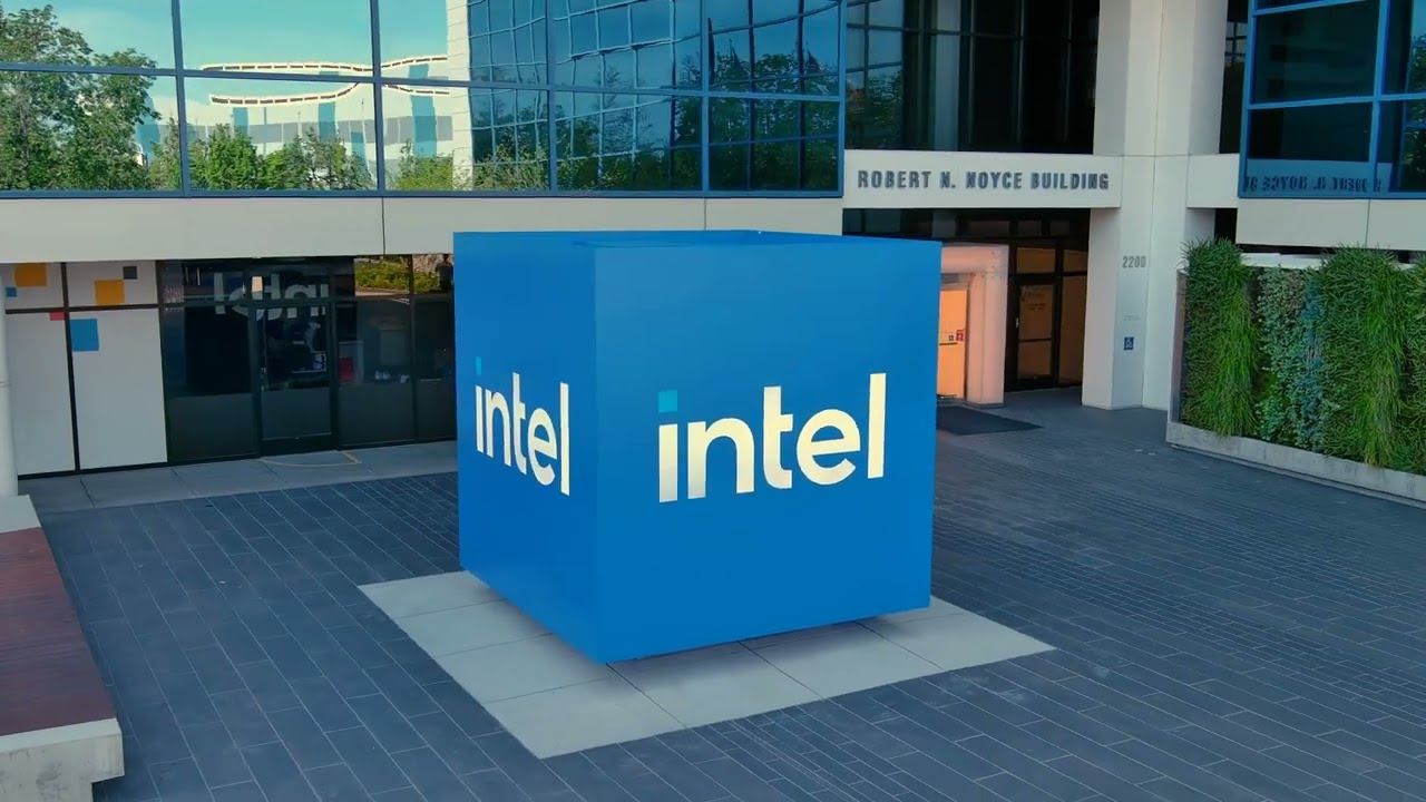 SoftBank inyecta 2.000 millones en Intel para reforzar la industria de semiconductores en Estados Unidos