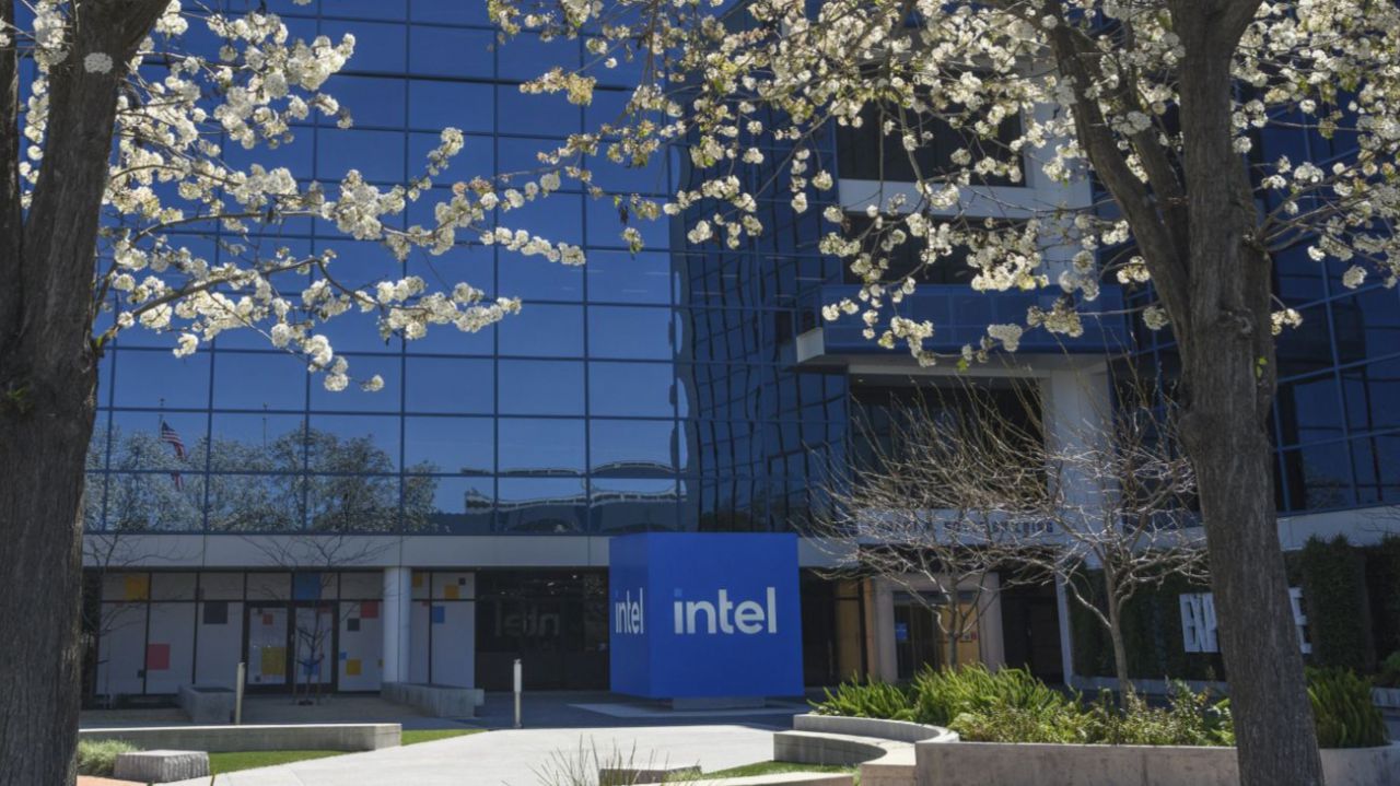 Nvidia invierte 5.000 millones en Intel y abre una nueva era en la industria de los semiconductores