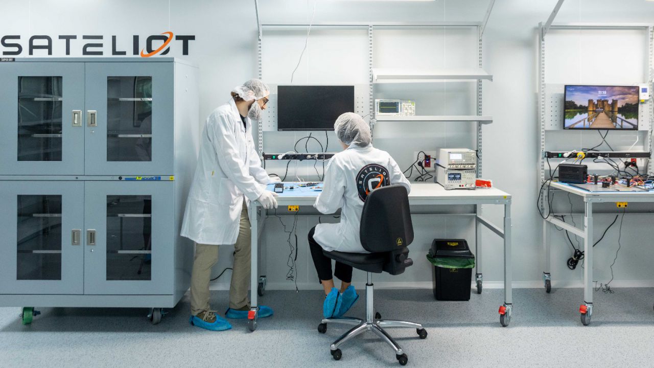 Sateliot inaugura en Barcelona el primer Centro Europeo de Desarrollo de Satélites 5G