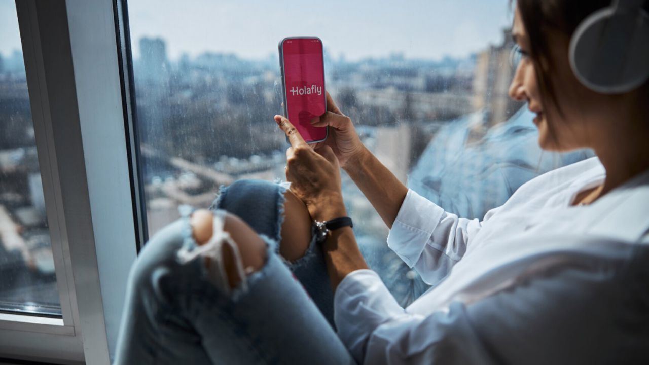 Viajes El Corte Inglés se apoyará en Holafly para ofrecer conexión móvil internacional