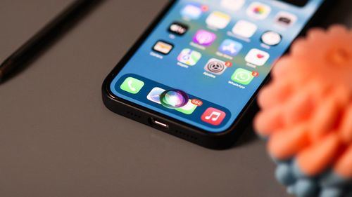 Apple reorganiza su cúpula de inteligencia artificial con el nombramiento de Amar Subramanya