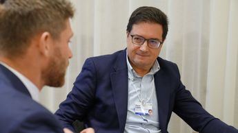 Óscar López reivindica en Davos el modelo digital europeo basado en derechos e innovación