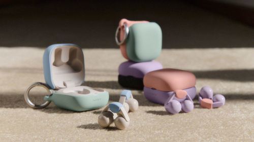 Sony lanza los LinkBuds Clip, unos auriculares abiertos para escuchar música sin aislarse del entorno