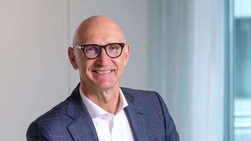 El CEO de Deutsche Telekom carga contra la DNA y reclama más desregulación
