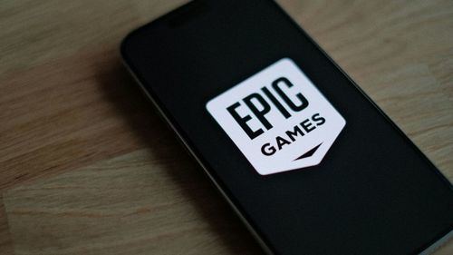 Google cede ante Epic Games: reduce comisiones en Play Store y abre Android a terceros