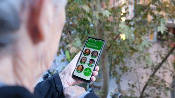 Prueba Maximiliana, un servicio móvil pensado para mayores