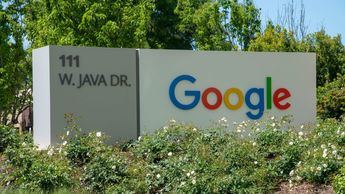 Bruselas exige a Google abrir sus datos de búsqueda a rivales y chatbots de IA