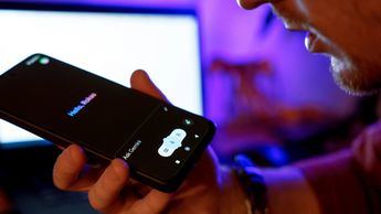 Uno de cada tres móviles integrará IA agéntica en 2027: la próxima gran batalla del smartphone