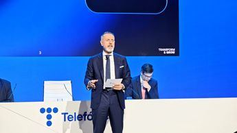 Telefónica recupera el control de una red clave para la conectividad rural en España