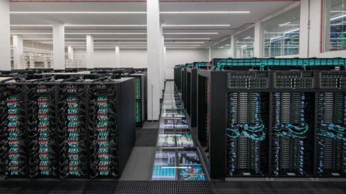 El Gobierno moviliza 719 millones para impulsar una gigafactoría de IA en España
