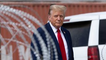 Trump anuncia un acuerdo entre Apple e Intel para fabricar chips en Estados Unidos