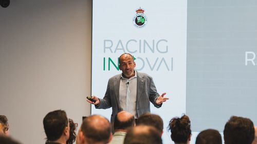 El Racing lleva la inteligencia artificial a su cantera tras sellar su regreso a Primera
