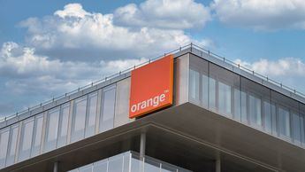 Orange ultima la entrada de un socio en su negocio de centros de datos para acelerar su estrategia de IA