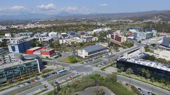La SETT y el Málaga TechPark impulsan el futuro Centro de Semiconductores con una inversión de 500 millones de euros