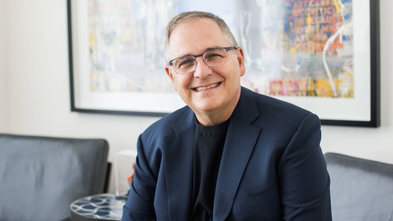 Marc Whitten sustituye a Kevin Yeaman como nuevo CEO de Dolby