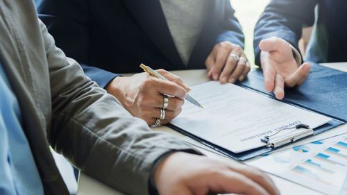 El 98% de las empresas españolas ha retrasado o cancelado proyectos de IA por problemas de gobernanza