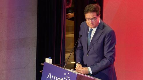 Óscar López, ministro para la Transformación Digital y de la Función Pública, durante su intervención en el congreso de Ametic