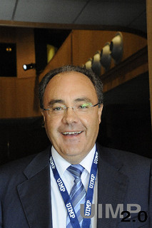 Tobías Martinez. Cellmex