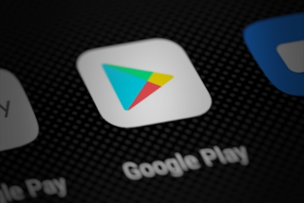 La falsa seguridad de las tiendas de apps hace que millones se eliminen cada año por fraude y malware