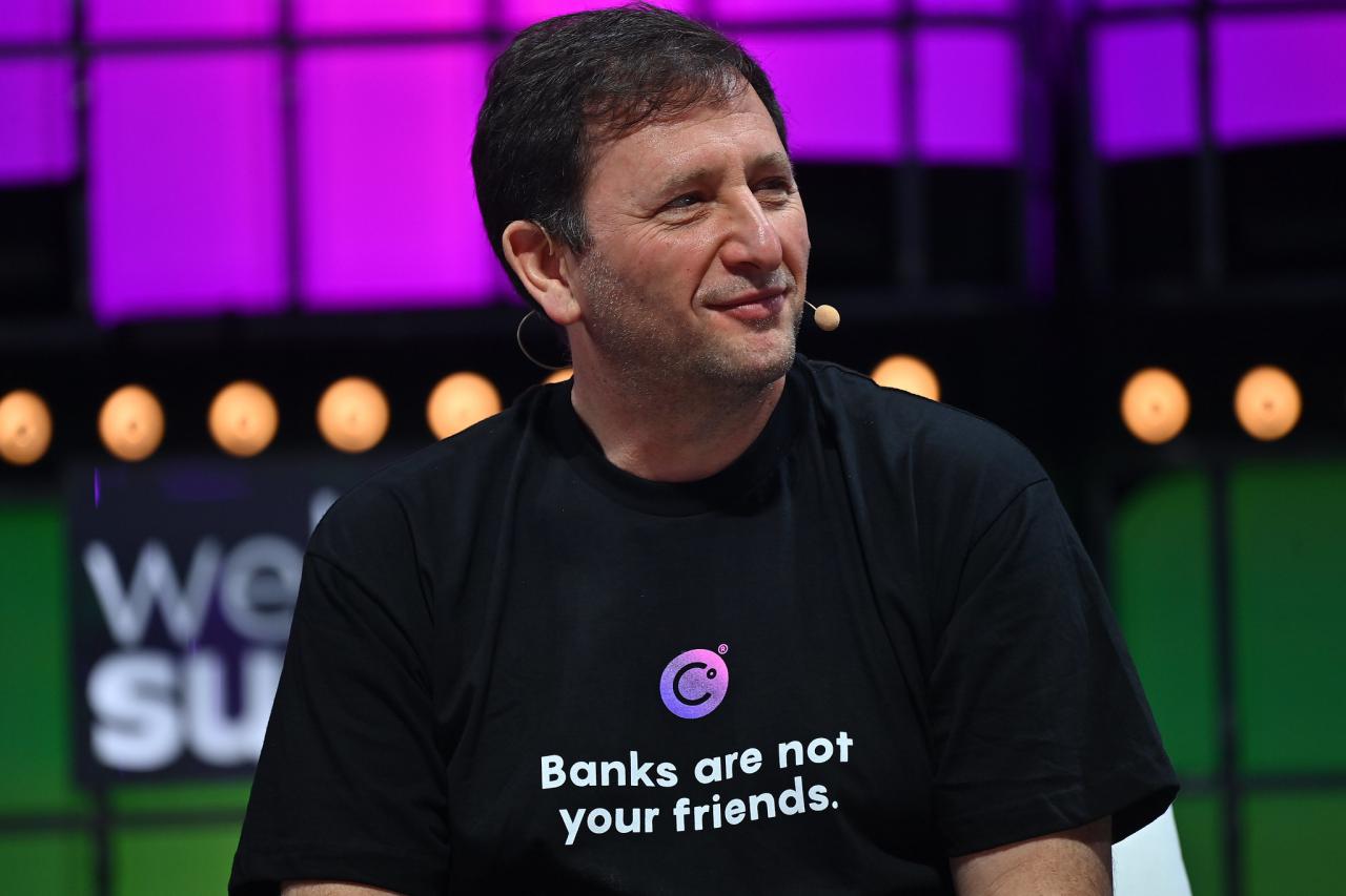 Alex Mashinsky, ex CEO de Celsius, condenado a 12 años por fraude en criptomonedas