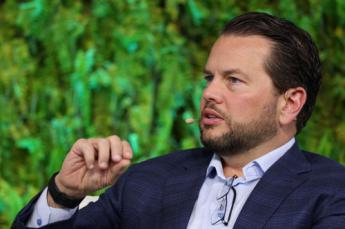 El CEO de Pinterest pide prohibir las redes sociales a menores de 16 años