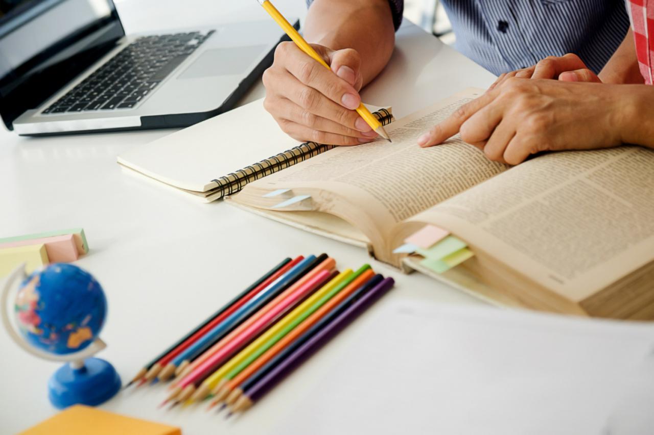 La Generalitat de Cataluña prohíbe el uso de móviles en la Educación Obligatoria a partir del próximo curso escolar