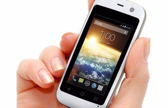 Posh Mobile, el smartphone con la pantalla más pequeña del mundo
