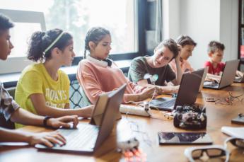 8 de cada 10 profesores cree que la tecnología facilita el aprendizaje del alumno