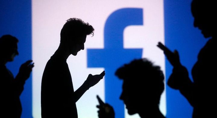 La UE se alía con Facebook, Twitter, Google y Microsoft para combatir el discurso de odio en la red