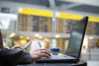 Las búsquedas de vuelos desde móviles aumentan un 145% en España