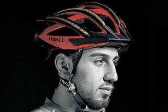 Bling Helmet, el primer casco inteligente para ciclistas