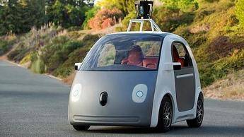 Google explica por qué sus coches autónomos van más despacio de lo habitual