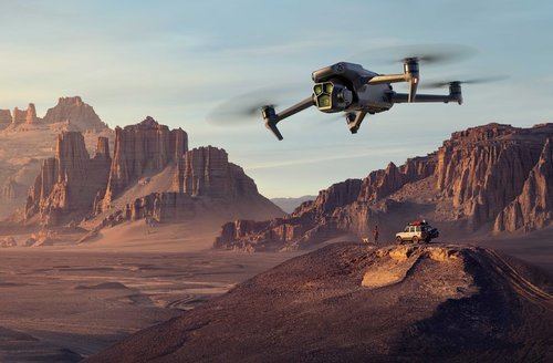 Mavic 3 Pro, el primer dron con tres objetivos