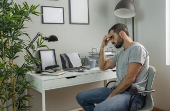 El 32% de los trabajadores continúa sintiéndose aislado cuando teletrabaja