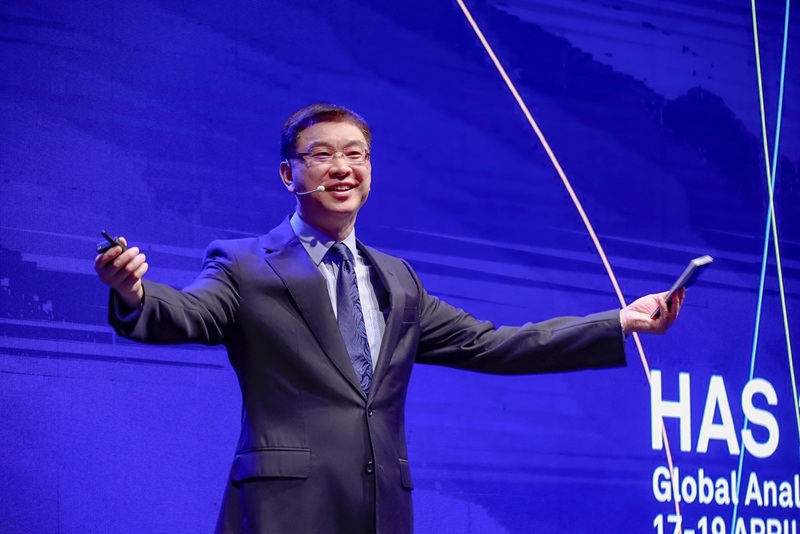 Eric Xu, CEO rotatorio de Huawei, en su discurso inaugural durante el ‘Huawei Global Analyst Summit 2018’ en Shenzhen.